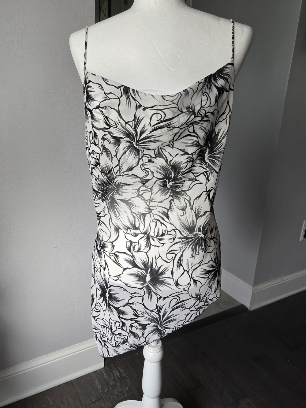 Vintage 90s/Y2K Rave Sheer Floral Cowl Neck Asymmetrical Hanky Hem Top XL